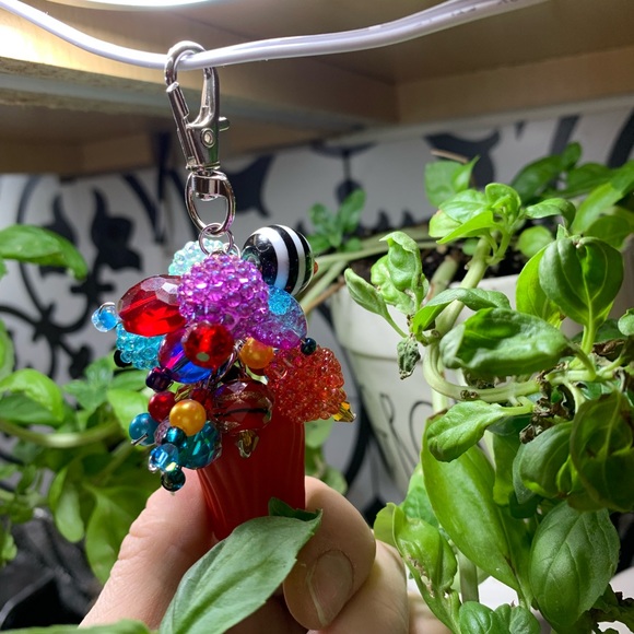 Handmade Sally Doorable Keychain - Picture 3 of 3